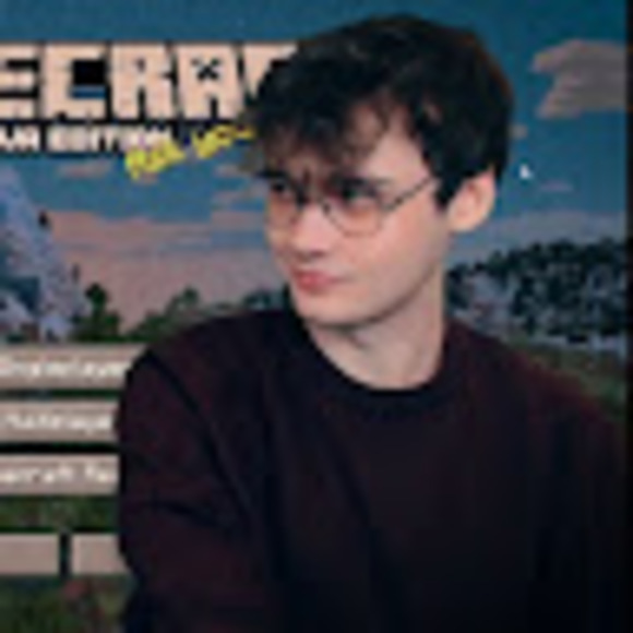 Meet your Posher, Camila - Picture 1 of 1